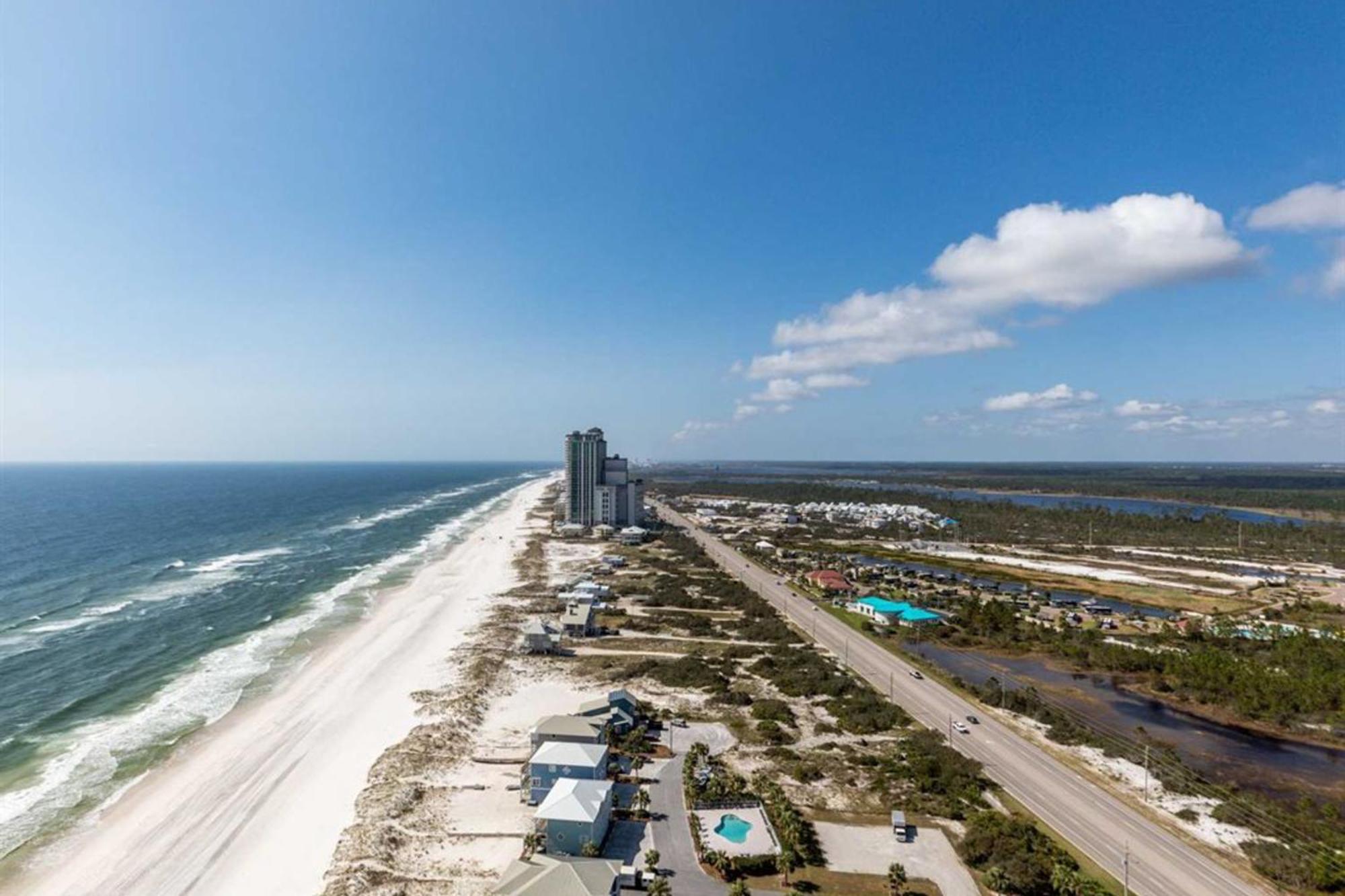 Phoenix West Orange Beach Bilik gambar