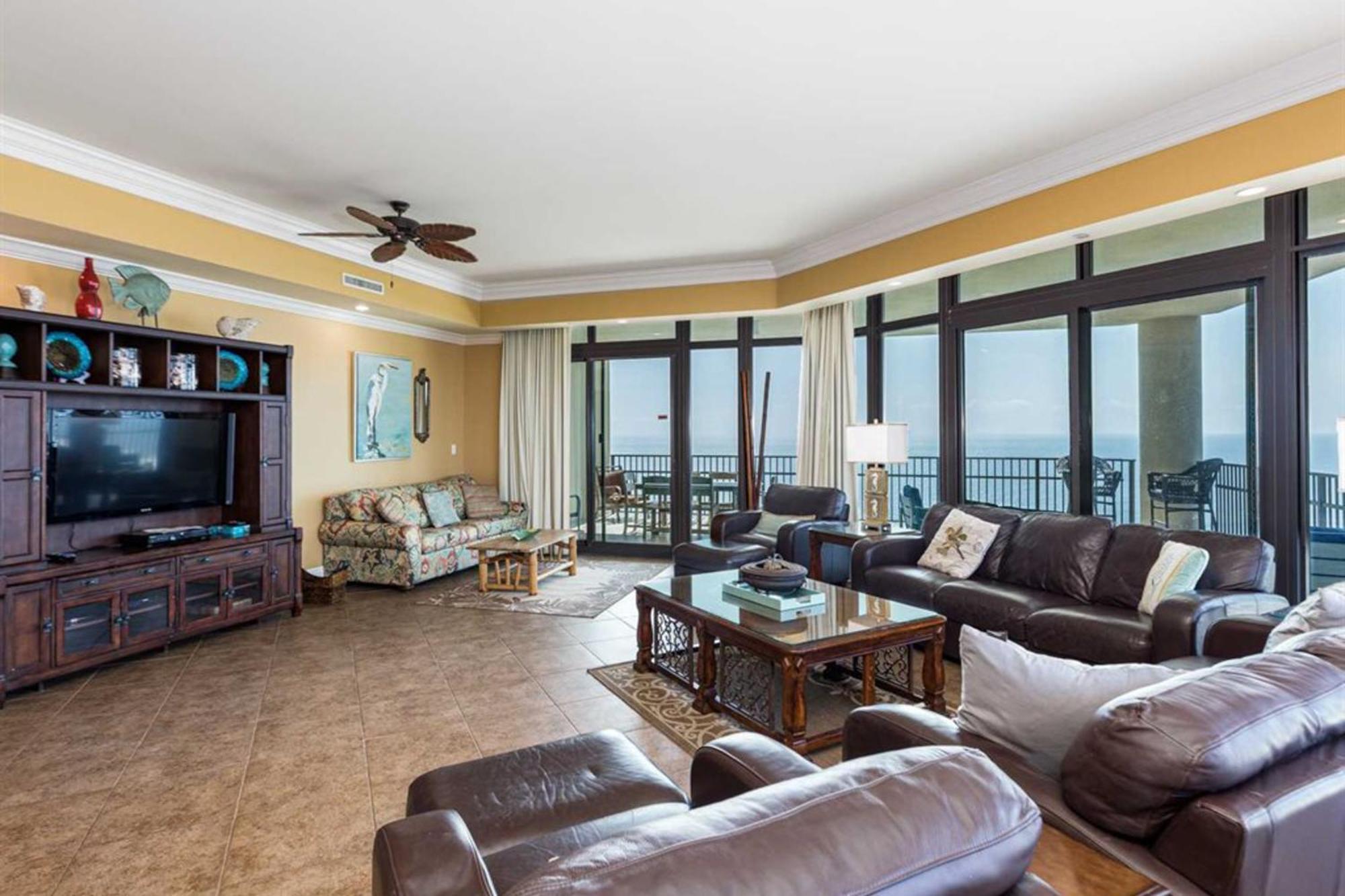 Phoenix West Orange Beach Bilik gambar